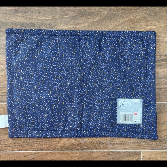 VTG Trim A Home Christmas Winter Ice skating Cloth Placemats Tree Snowman (2) - Picture 4 of 4